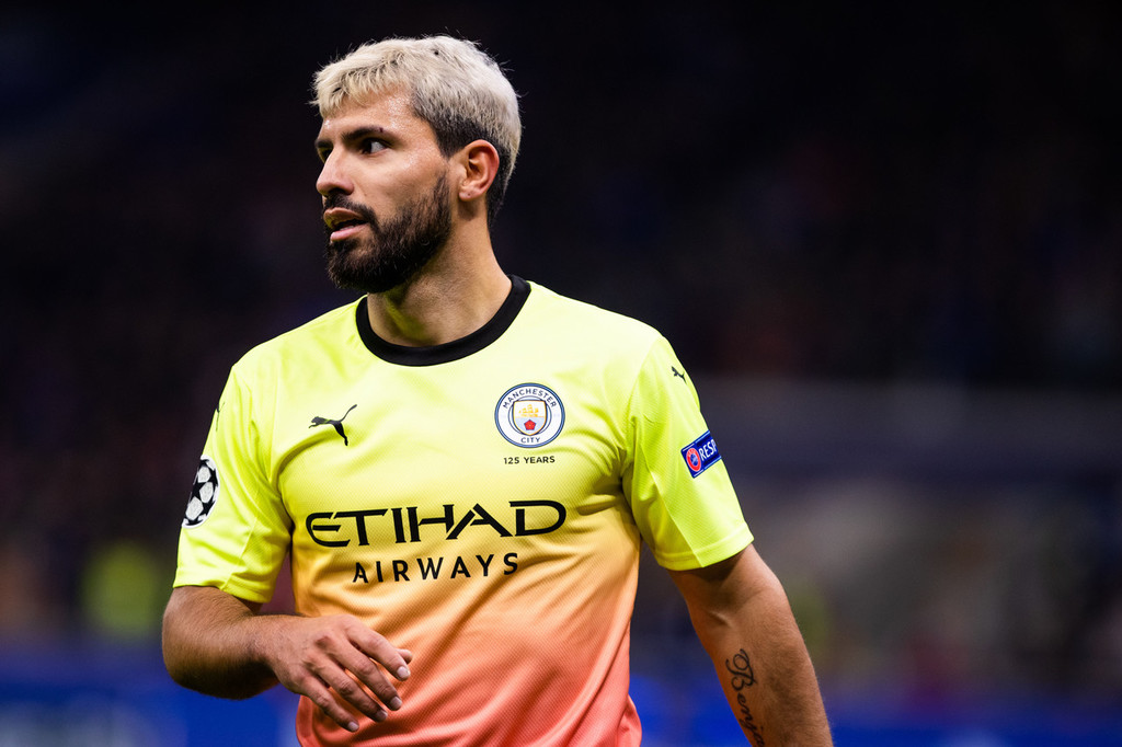 包含从曼城围绕社区盾回应争议到北京首钢清晨强势反弹，冲刺阶段迈阿密热火调整名单以备法国杯的词条